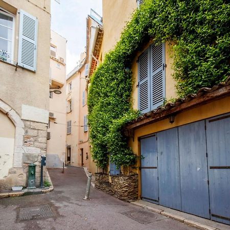 Vieil Antibes : beau duplex avec terrasse vue mer Extérieur photo